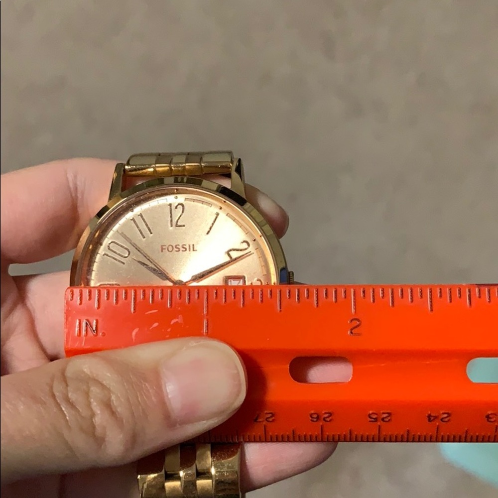 Fossil Rose Gold Watch - Picture 5 of 5